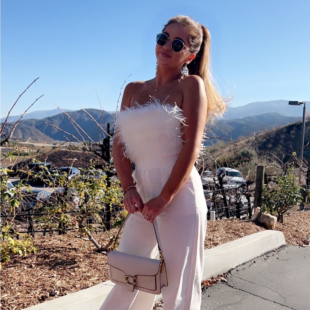 Meet your Posher, Elizabeth